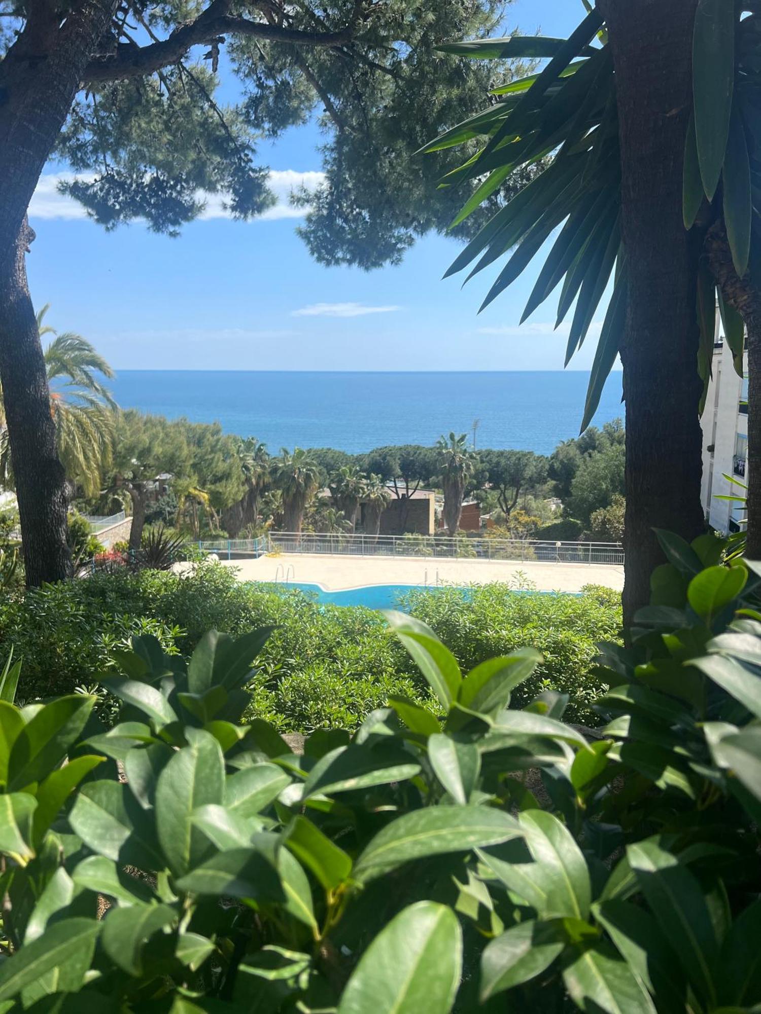 Mamariviera Home Holidays Sanremo - Casa Vista Mare Con Piscina Exterior foto